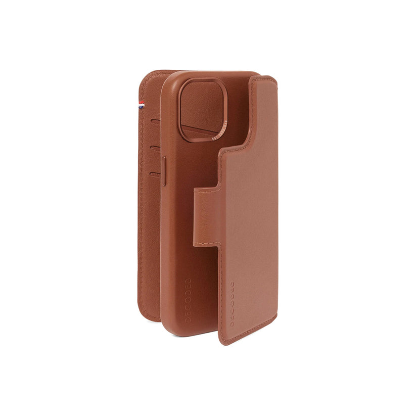 Decoded Leather Detachable Wallet, tan - iPhone 15 Pro Max - iSTYLE BG