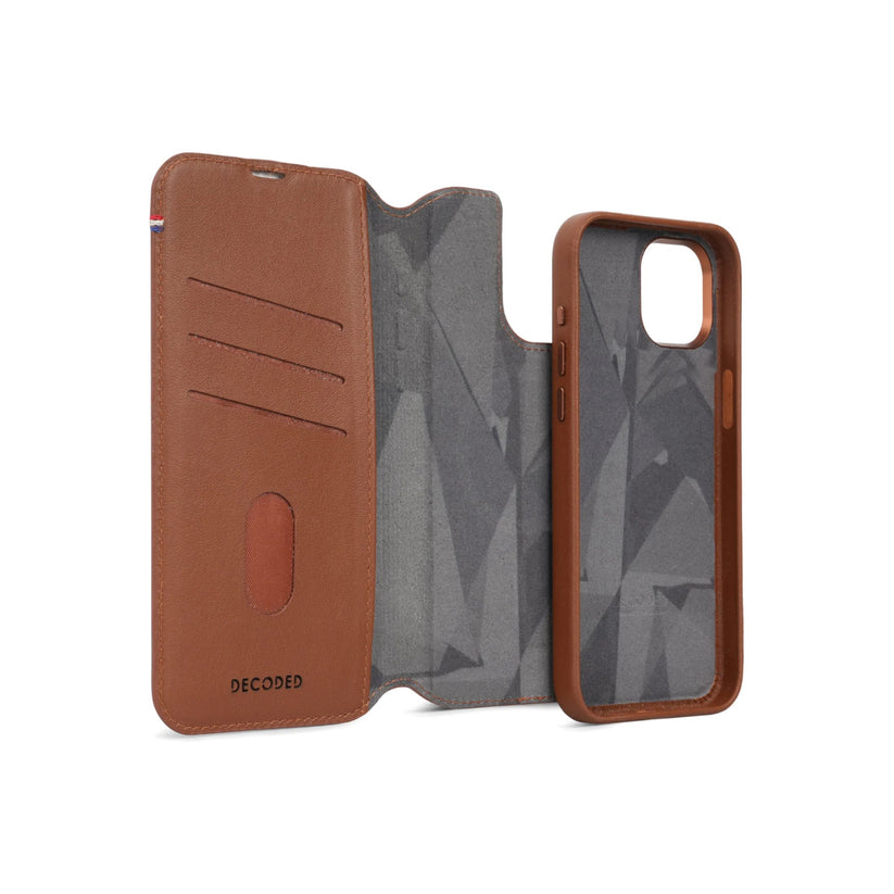 Decoded Leather Detachable Wallet, tan - iPhone 15 Pro - iSTYLE BG