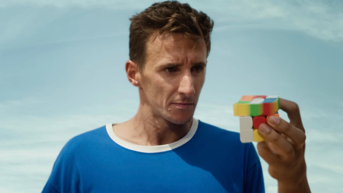 iPhone 17 Pro е представен в нова реклама "Peak Performance"