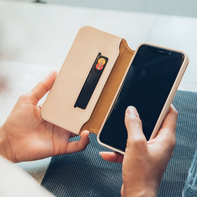Moshi Overture for iPhone XS Max - Beige - iSTYLE BG