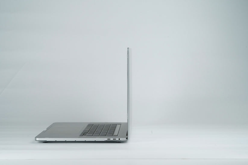 Next One MacBook Pro 16" Retina Display Safeguard Fog Transparent - iSTYLE BG