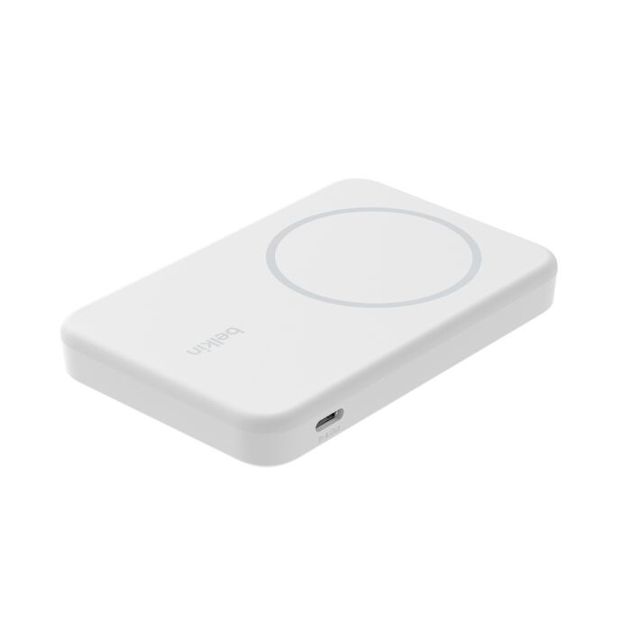 Belkin BOOSTCHARGE PRO 8k Qi2 MagSafe Compatible Powerbank with kickstand - White