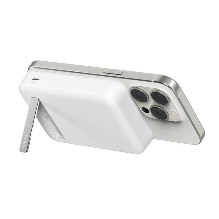 Външна батерия от Belkin 10k Qi2  - бяла