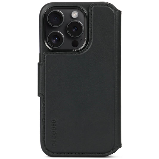 Decoded Leather Detachable Wallet, black - iPhone 15 Pro - iSTYLE BG