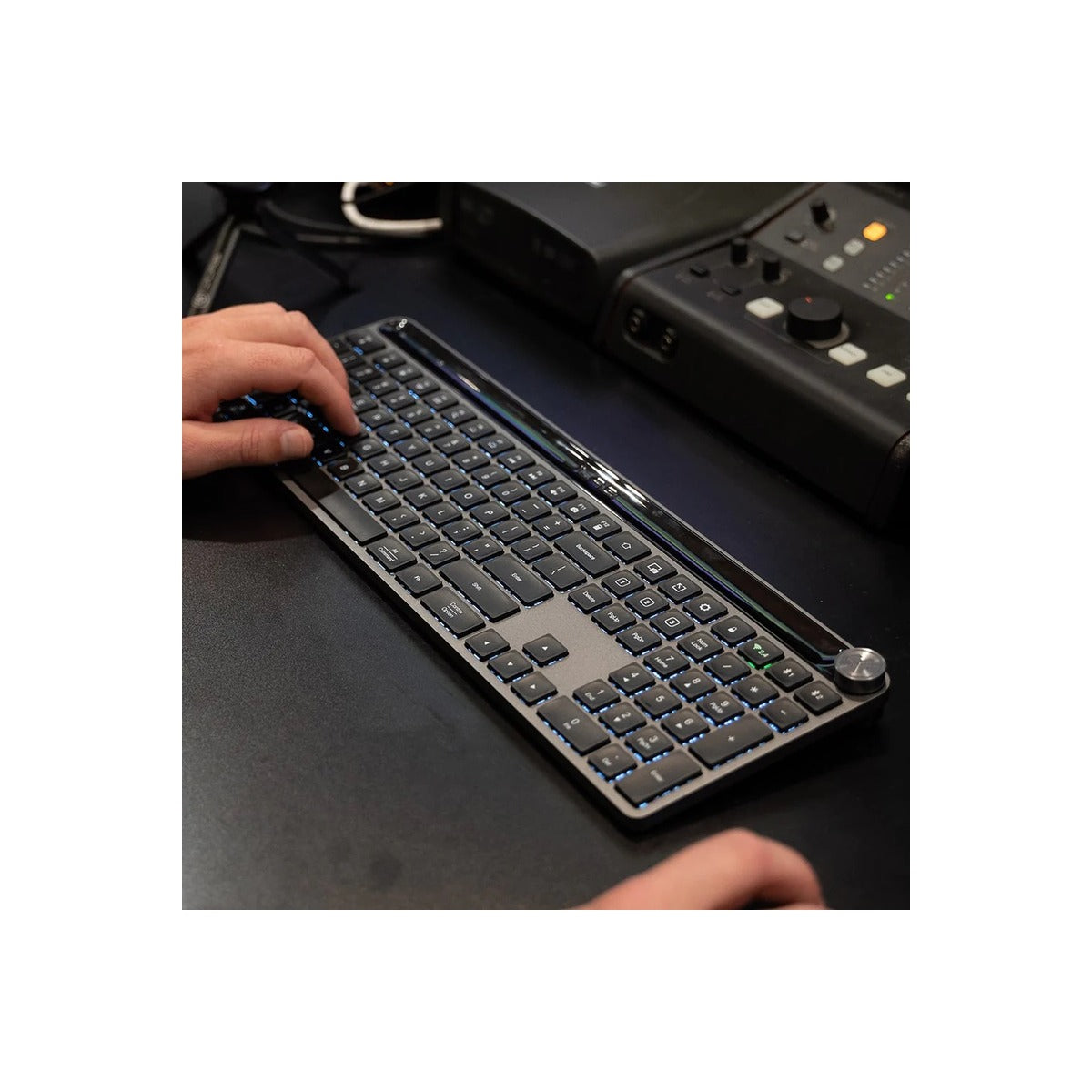 JLAB Epic Keyboard US - Black