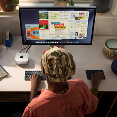 Mac_mini_M6_Silver_PDP_Image_Position_7__en-WW