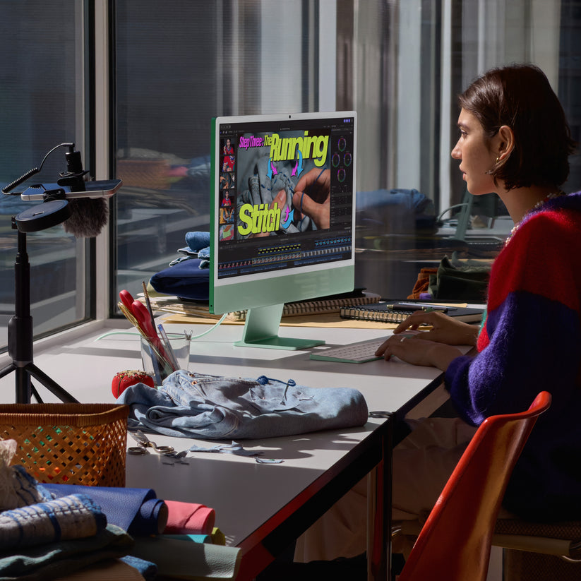 iMac_2-Ports_M6_Blue_PDP_Image_Position_8__en-WW
