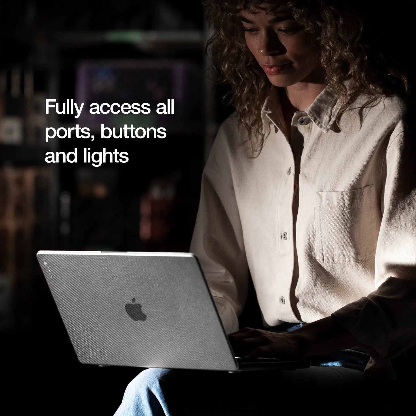 Incase Hardshell Case for 16inch MBPro Dots _ Clear