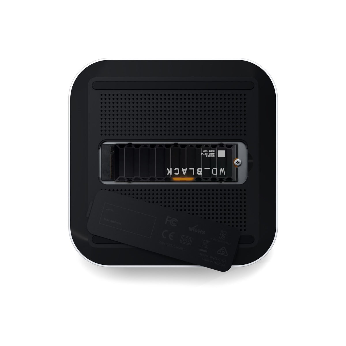 Satechi Thunderbolt 5 докинг станция CubeDock със SSD enclosure, 140W захранване, 2.5Gb Ethernet и SD/microSD четец от Satechi – сребриста