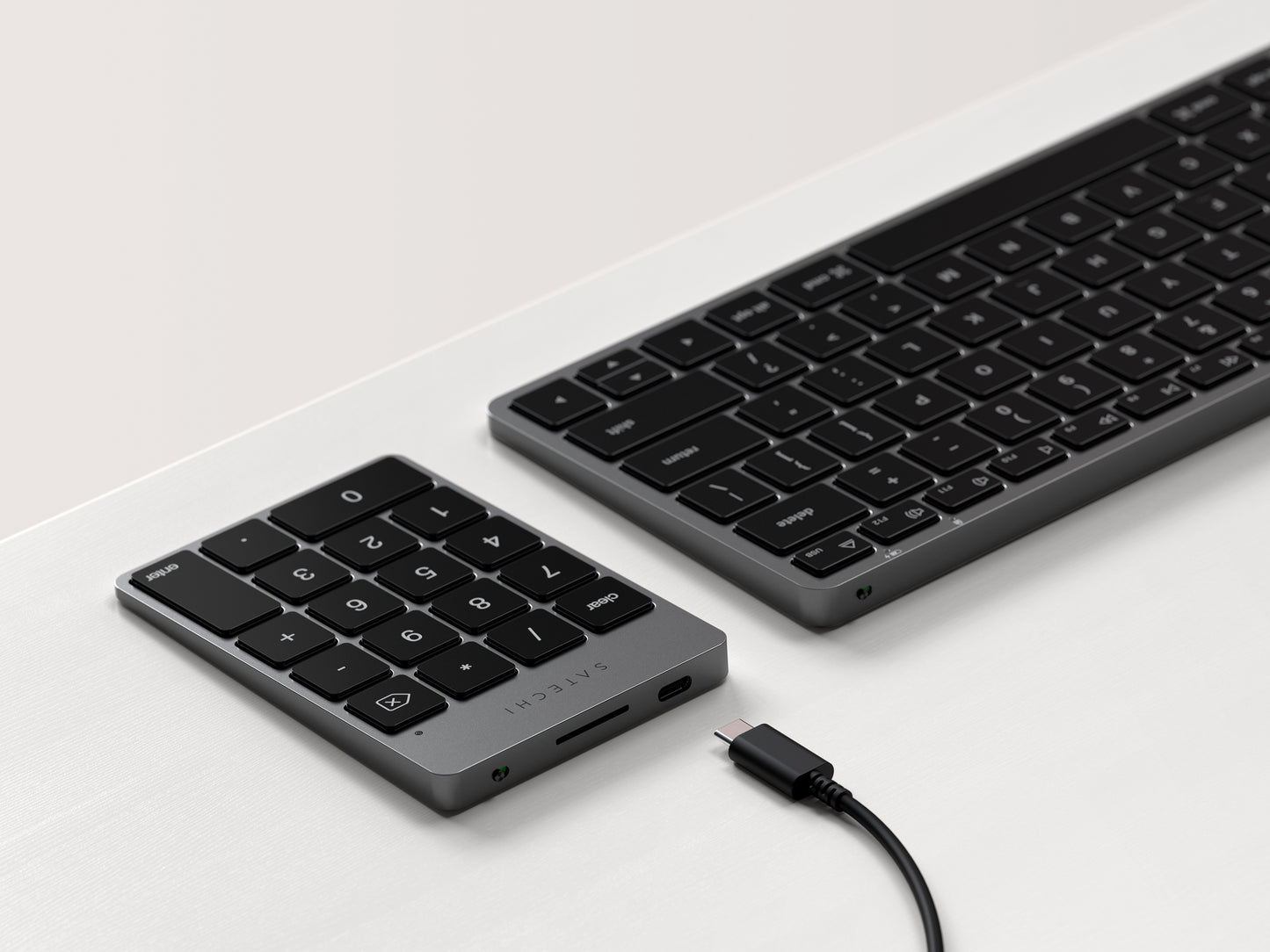 Satechi Slim Wireless Keypad - Space Gray
