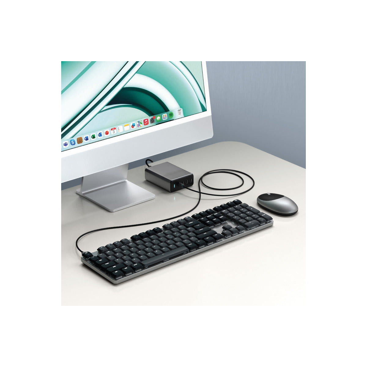 Satechi SM3 Slim Mechanical Backlit Bluetooth Keyboard (Dark) - US- Dark