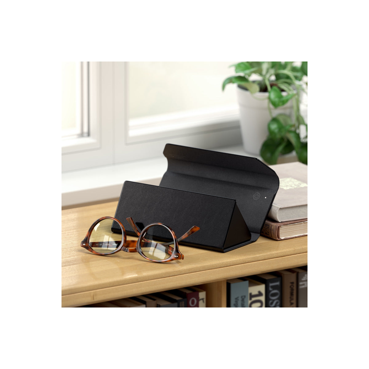 Satechi Vegan-Leather FindAll Glasses Case - Black