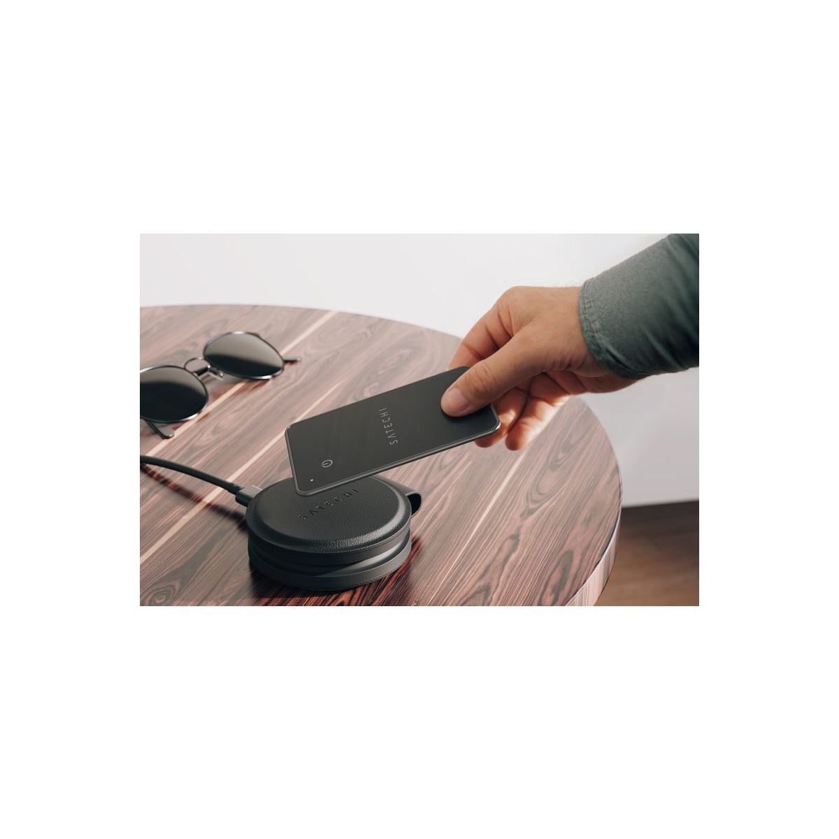 Satechi FindAll Card - Black