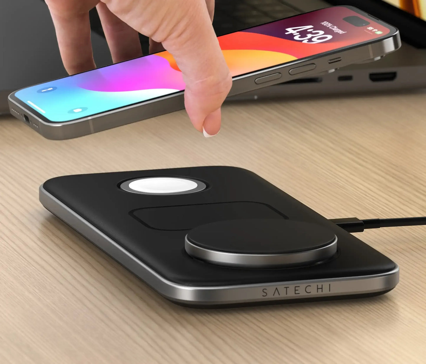 Satechi Qi2 Trio Wireless Charging Pad - with Type A,C,G plugs - Space gray