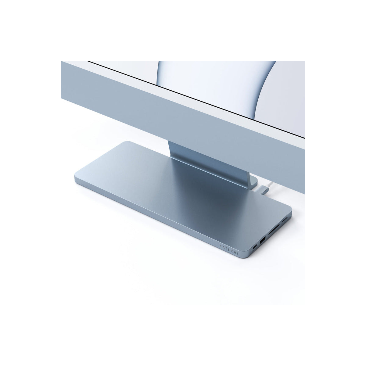 USB-C докинг станция за 24-инчов iMac с NVMe SSD слот от Satechi – синя