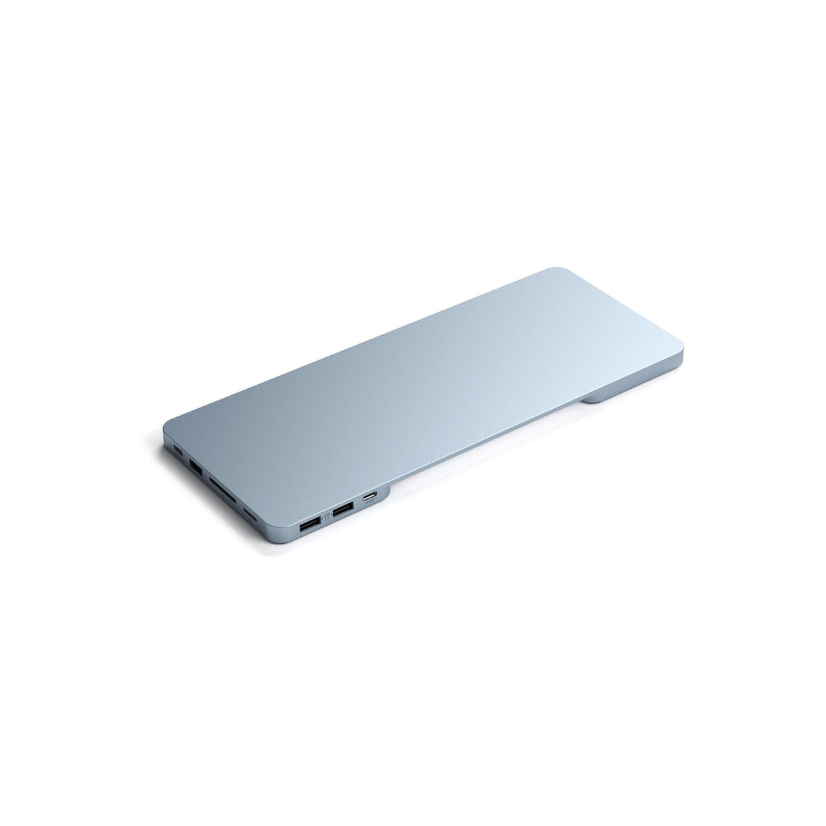 USB-C докинг станция за 24-инчов iMac с NVMe SSD слот от Satechi – синя