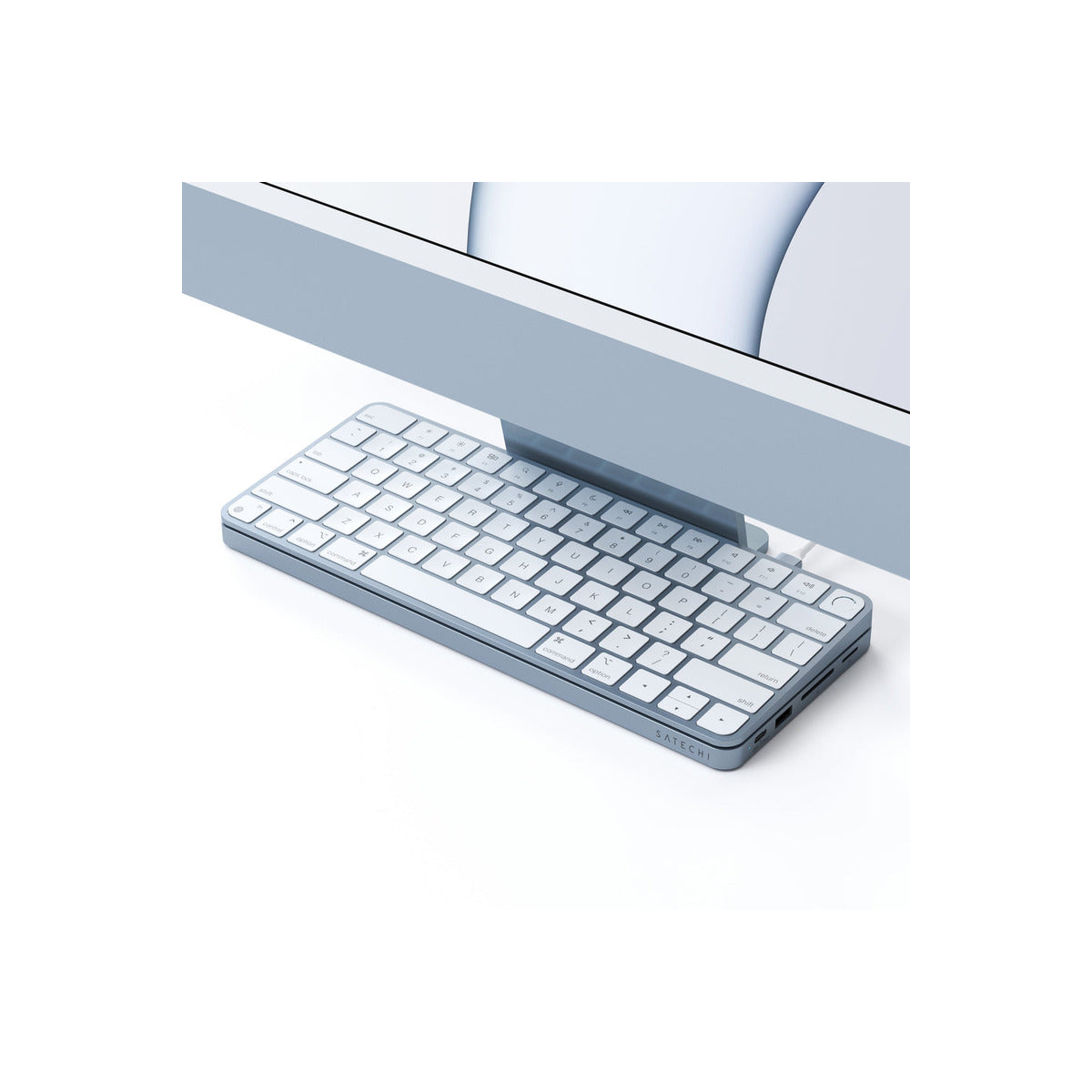 USB-C докинг станция за 24-инчов iMac с NVMe SSD слот от Satechi – синя