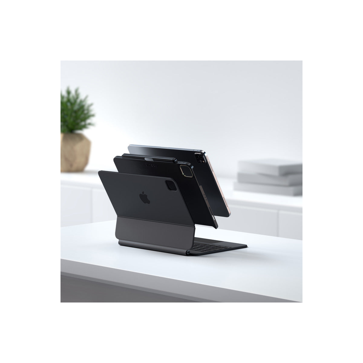 Satechi Vegan-Leather Magnetic Case For iPad Pro 11inch - Black