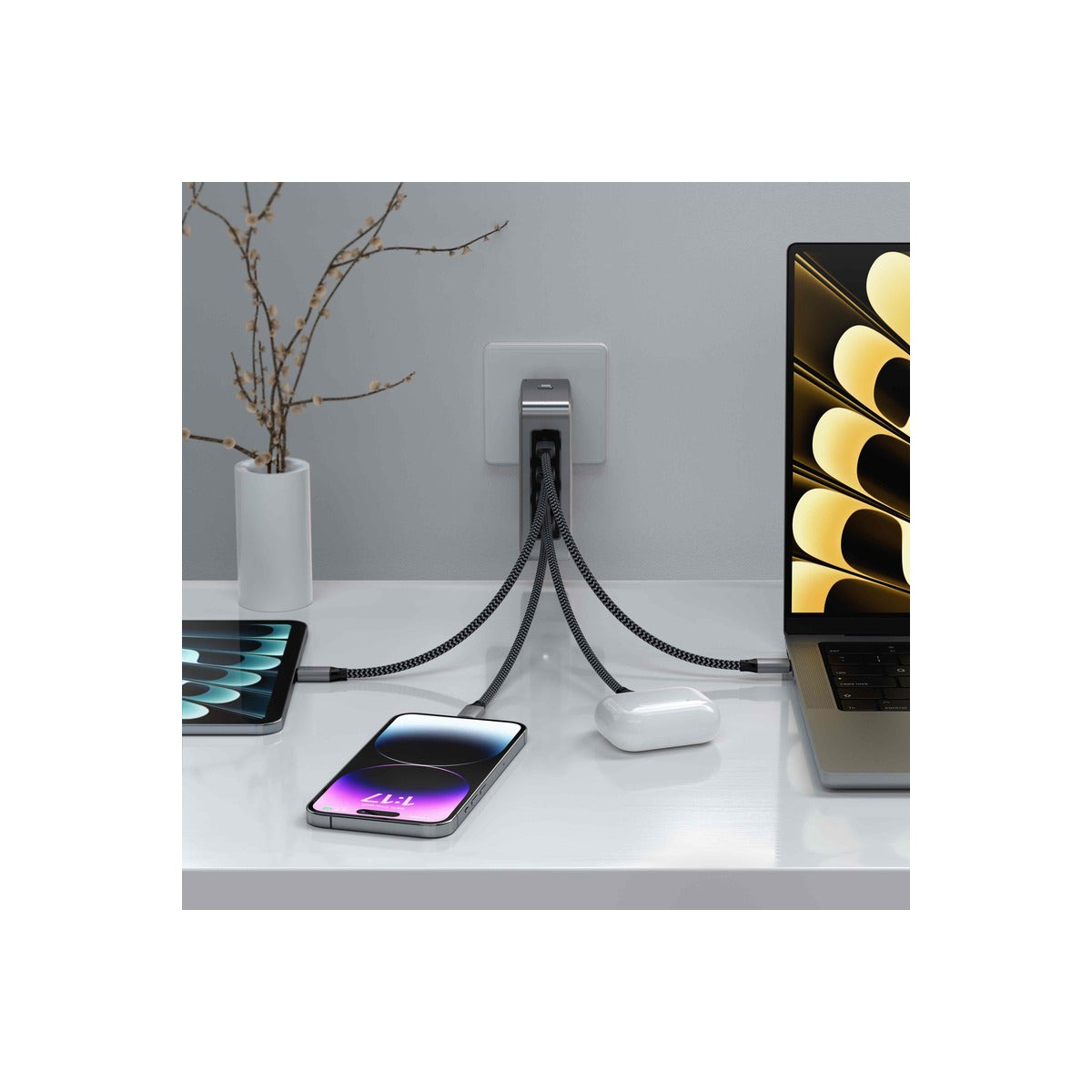 Satechi Travel Chrager 145W USB-C 4-Port (4x USB-C PD, UK-EU-AU-US adapte & mesh bag inc.) - Space Grey