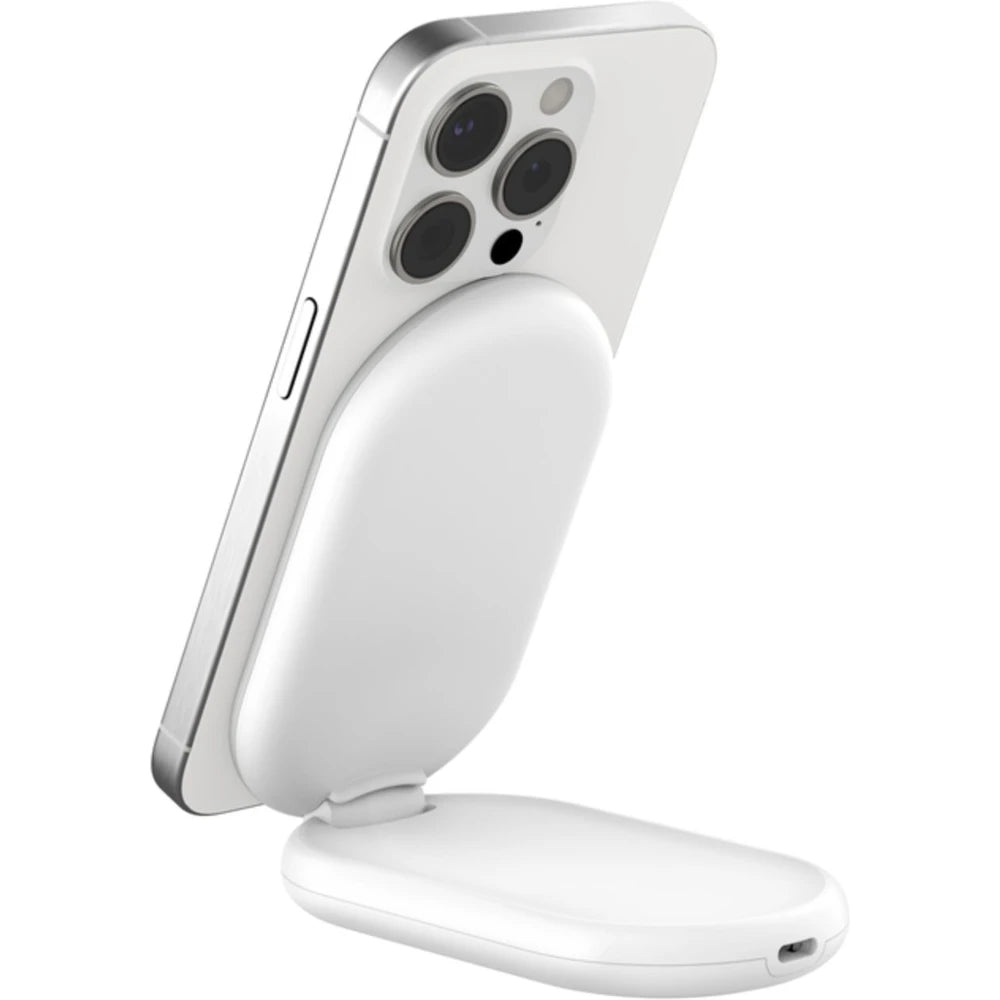 Зарядна стойка със зарядно и кабел от Belkin - BOOSTCHARGE Qi2 - Бяла