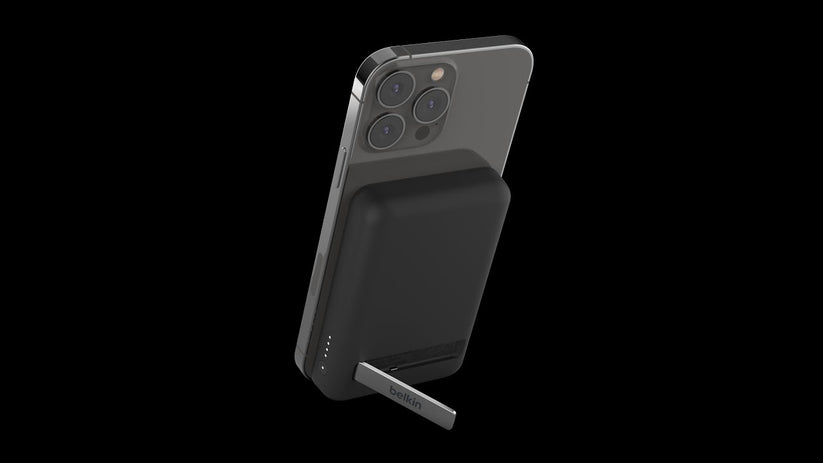 Belkin BOOSTCHARGE Magnetic Wireless Power Bank with kick stand 5,000mAh - Black - iSTYLE BG