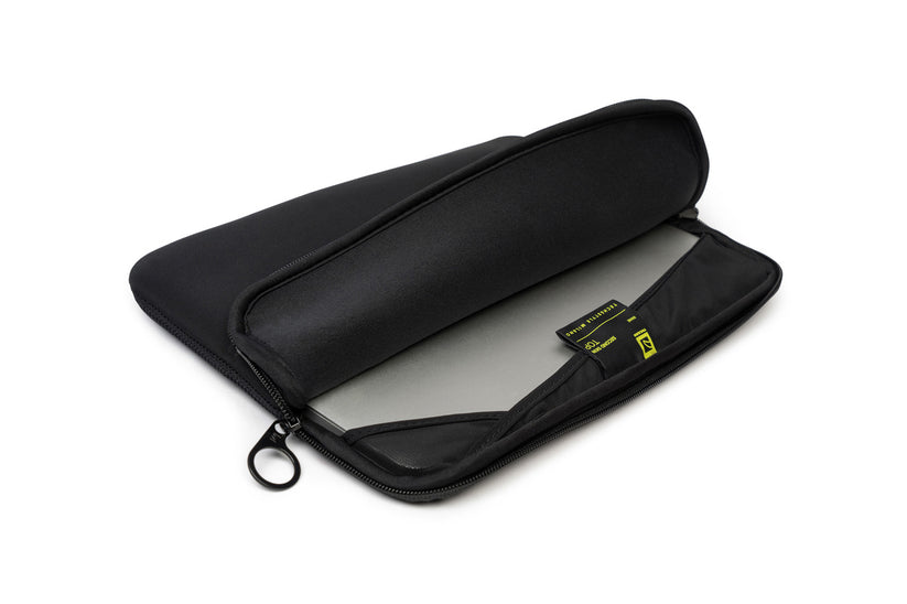 Tucano Top Second Skin for Macbook Pro 13inch Retina - Black - iSTYLE BG