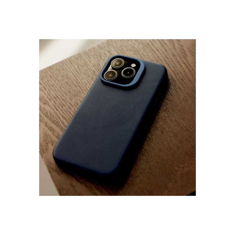 Кейс от Decoded - Backcover от еко кожа за iPhone 16 Pro син - iSTYLE BG