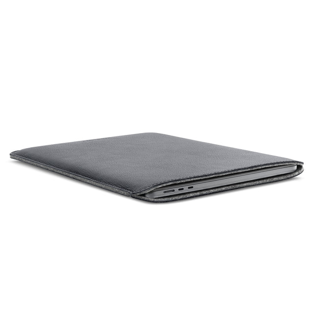 Woolnut Leather Sleeve for 15-inch MacBook Air - Black