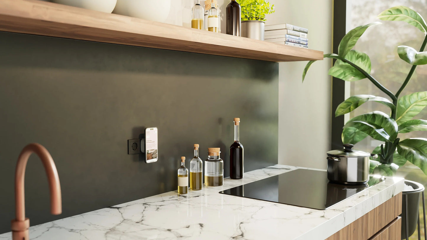 Zens Wireless Charging Adapter White - iSTYLE.bg