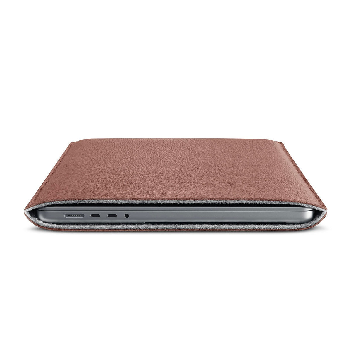 Woolnut Leather Sleeve for 16-inch MacBook Pro - Cognac