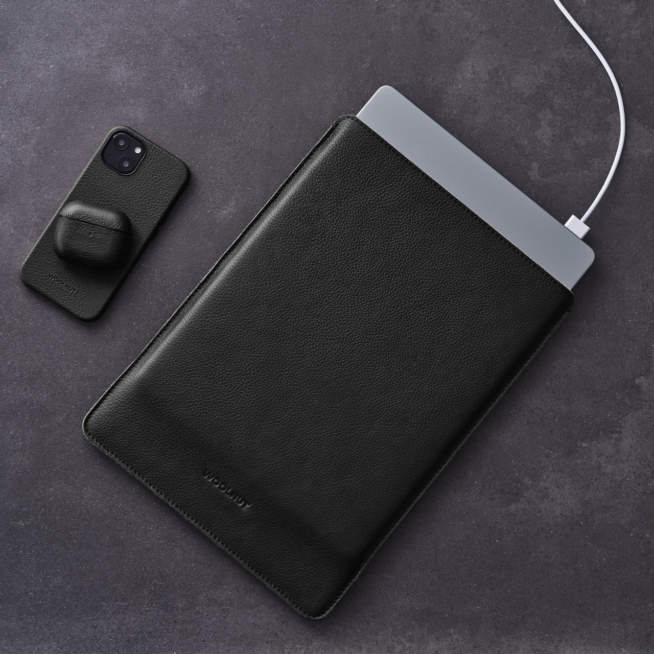 Woolnut Leather Sleeve for 14-inch MacBook Pro - Black