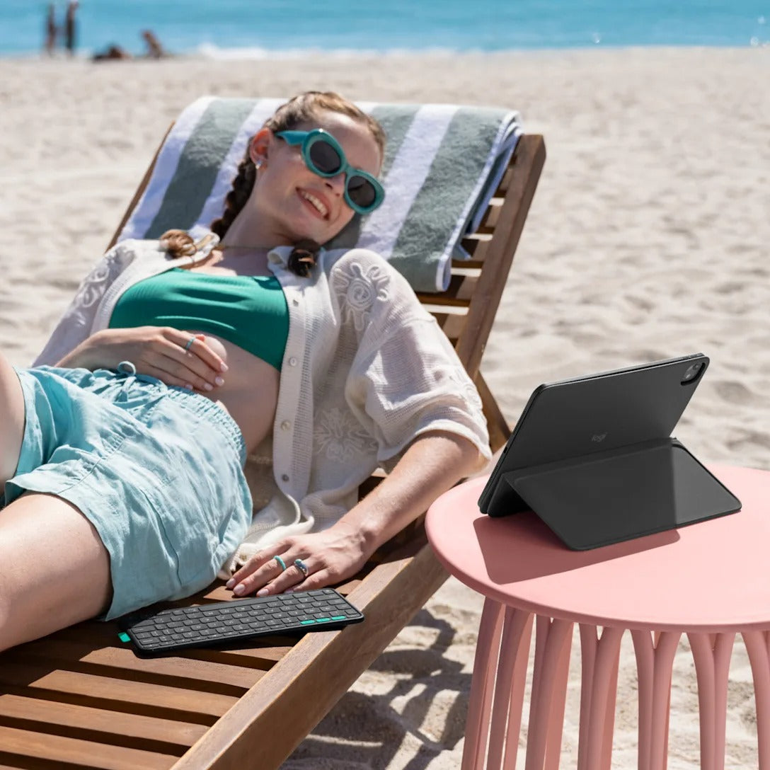 Logitech Flip Folio keyboard case for iPad Pro & Air 13" Graphite - US