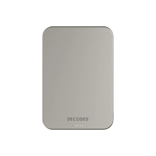 DECODED Ultra Slim Qi2 Powerbank 5000MaH Titanium Silver