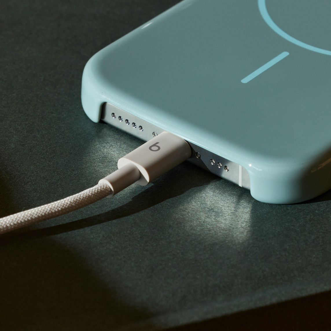 Beats USB-A to USB-C Woven Cable (1.5 m) - Surge Stone