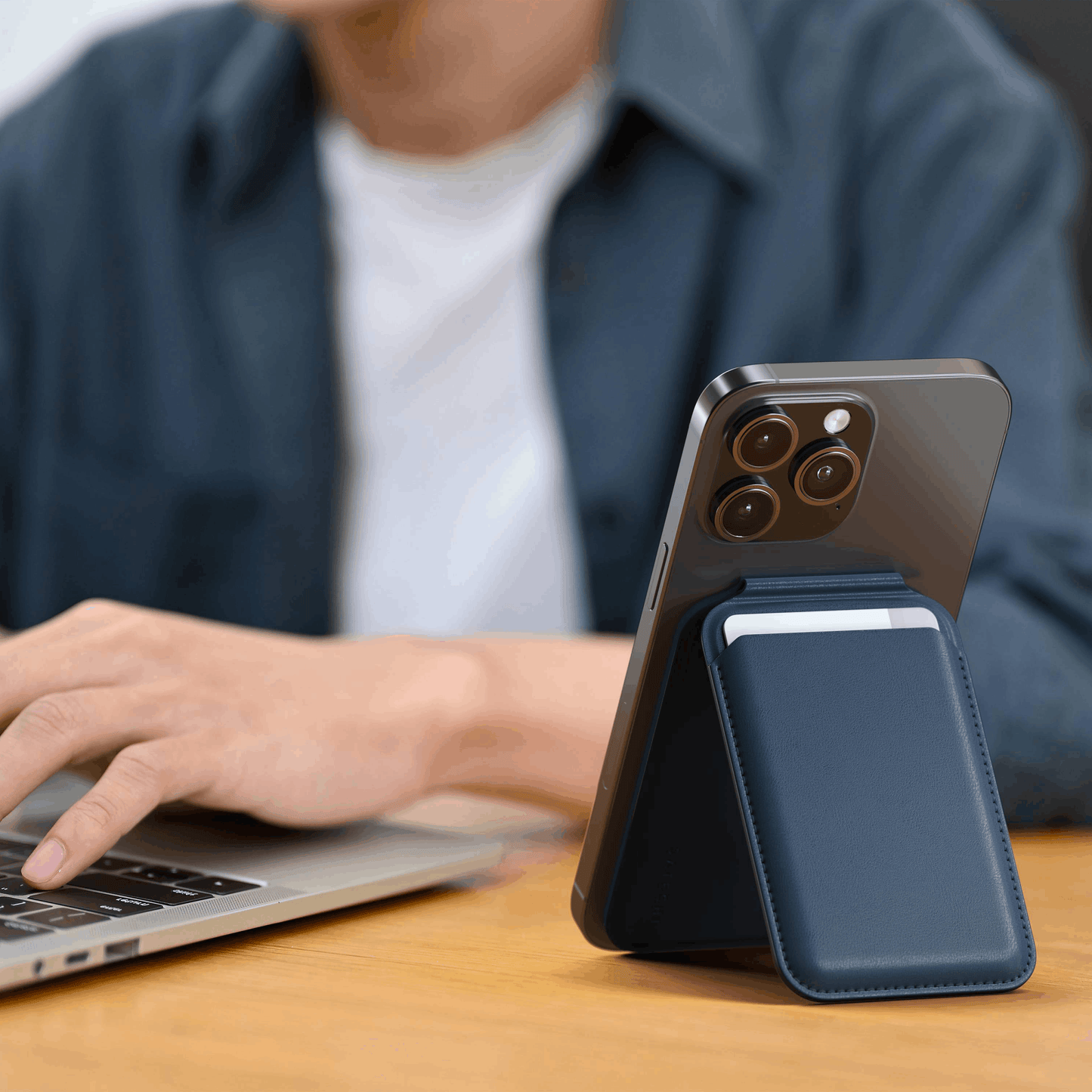 Satechi Vegan-Leather Magnetic Wallet Stand, Magsafe Compatible - Dark Blue