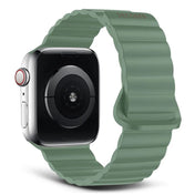 Каишка за Apple Watch 38/40/41 MM от Decoded - магнитно залепване - зелена - iSTYLE BG