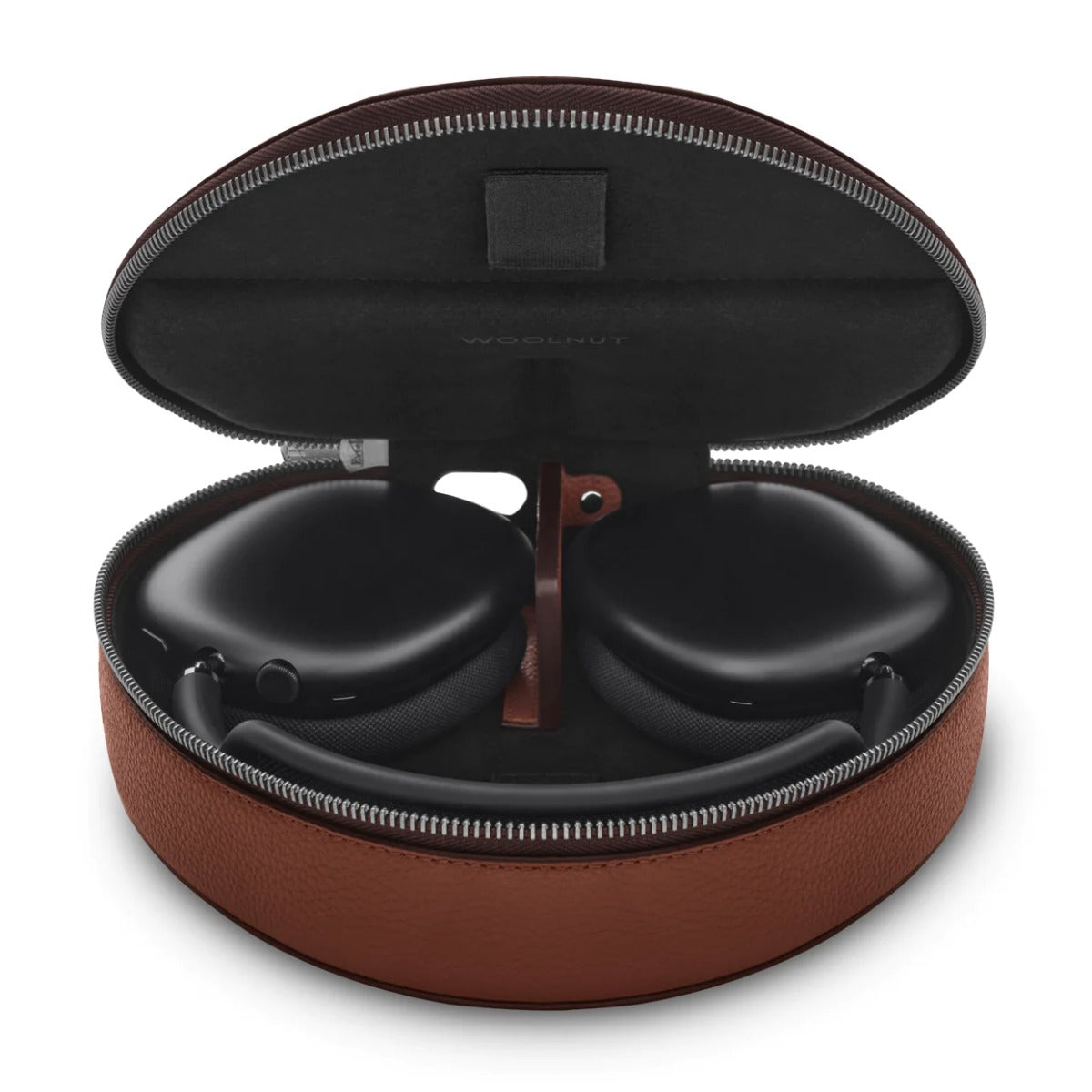 Кожен кейс за AirPods Max от Woolnut - кафяв - iSTYLE BG