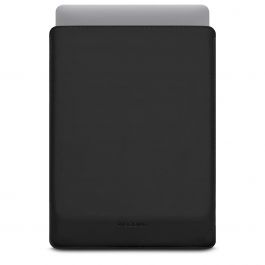 Кожен протектор за MacBook Pro 16” от Woolnut - черен